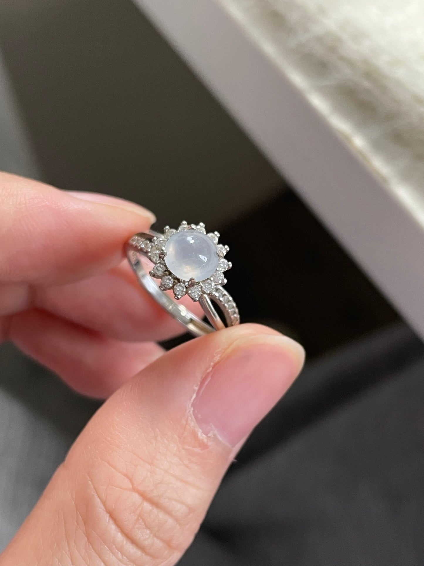 高冰白冰翡翠戒指