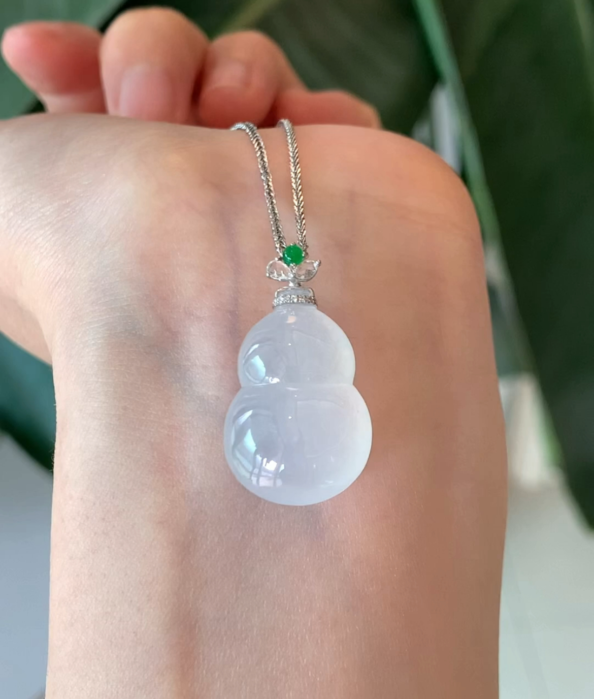 吊坠 | Pendants