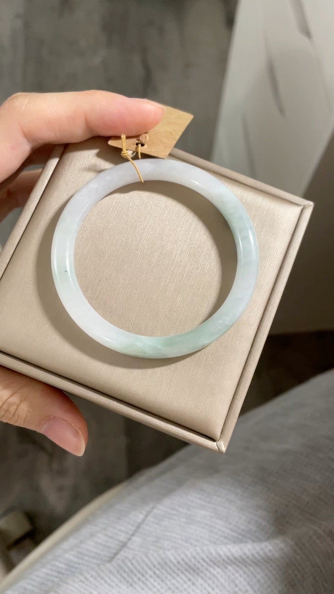 冰润圆条翡翠手镯 圈口 52.5