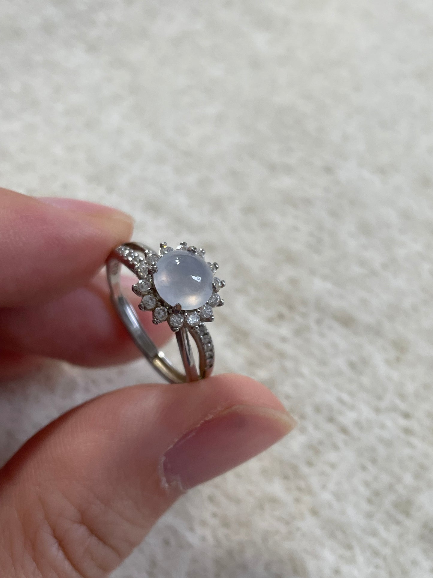 高冰白冰翡翠戒指