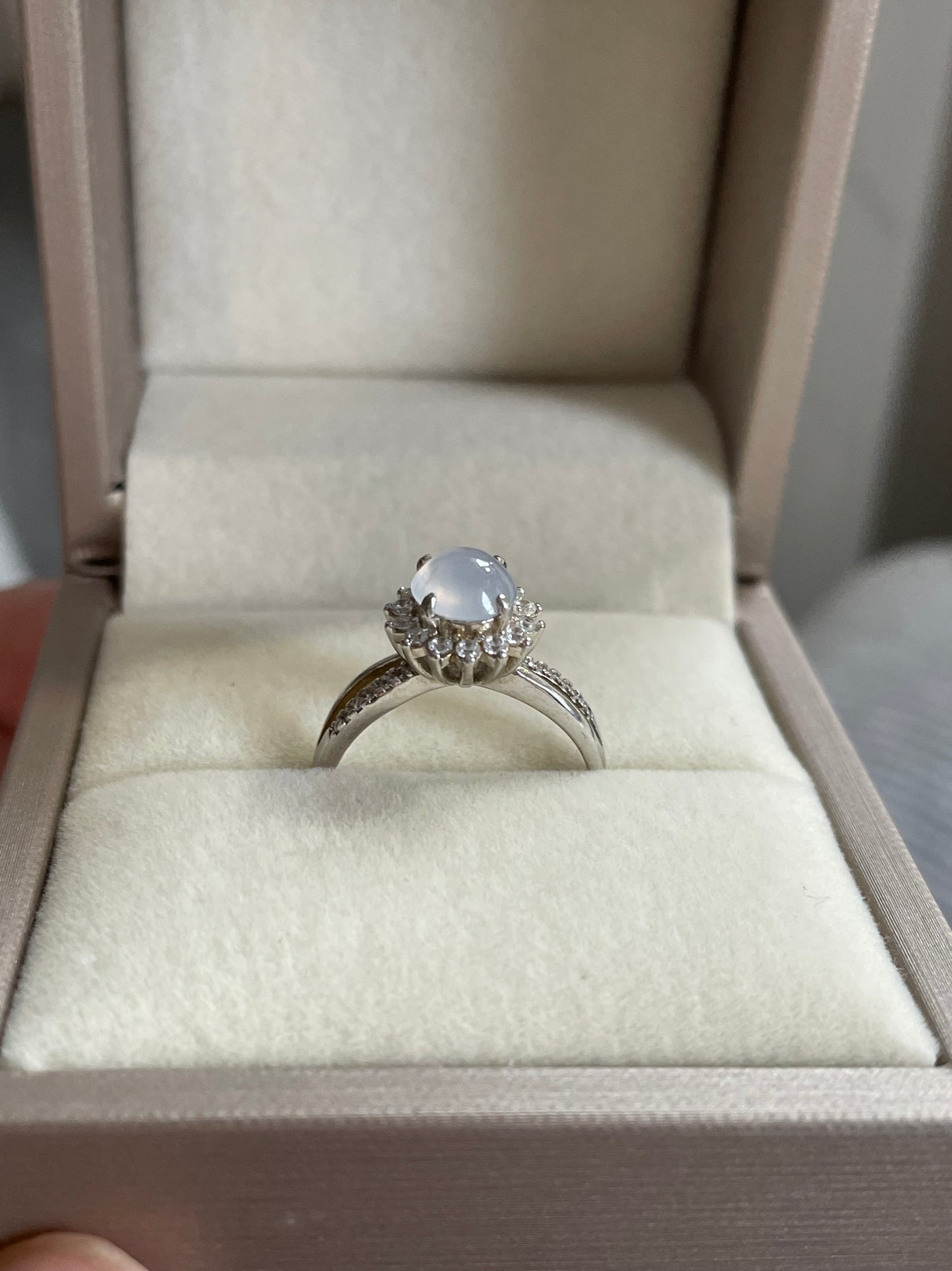 高冰白冰翡翠戒指