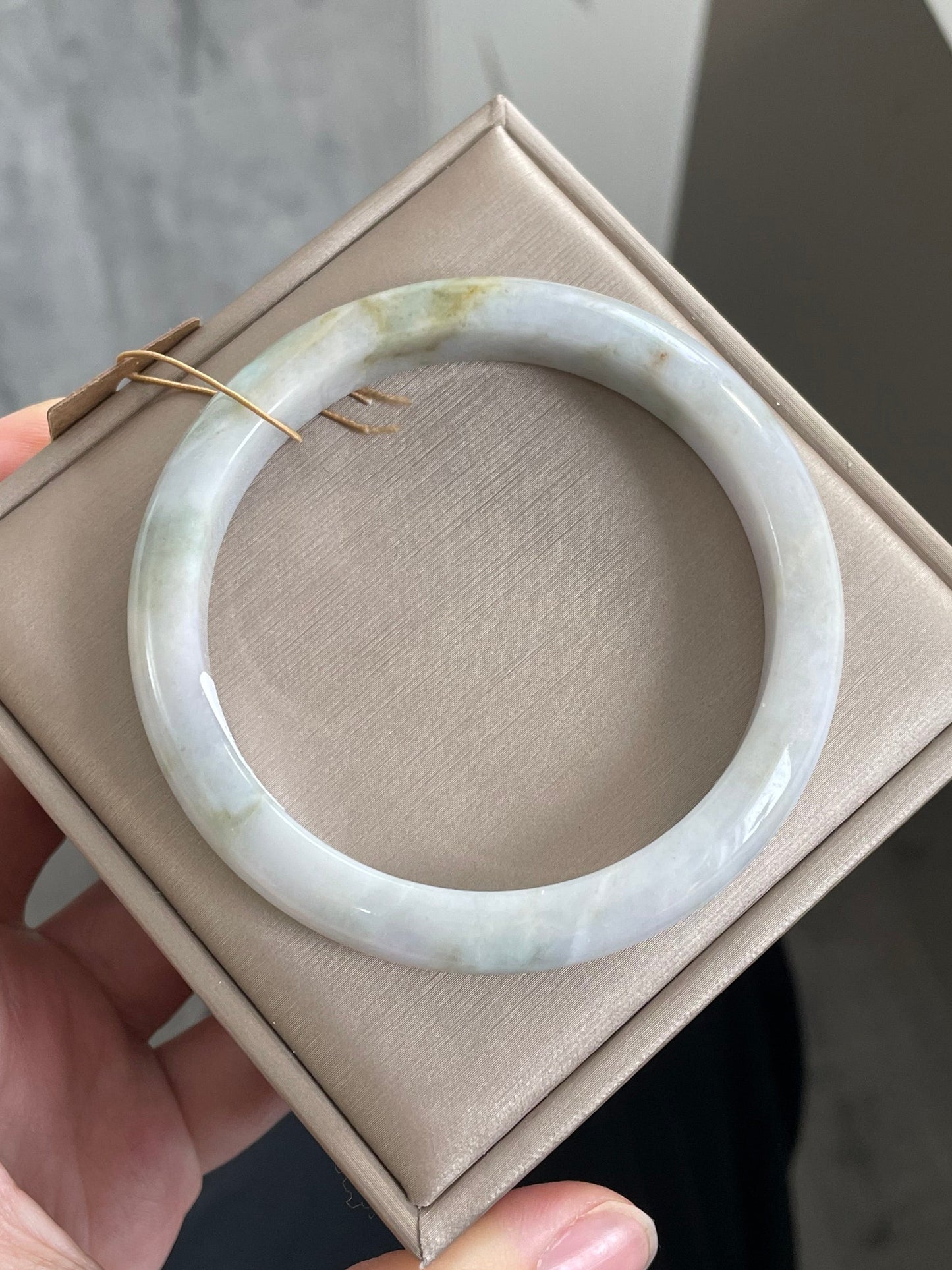 初秋黄绿双彩翡翠手镯 圈口 57.5