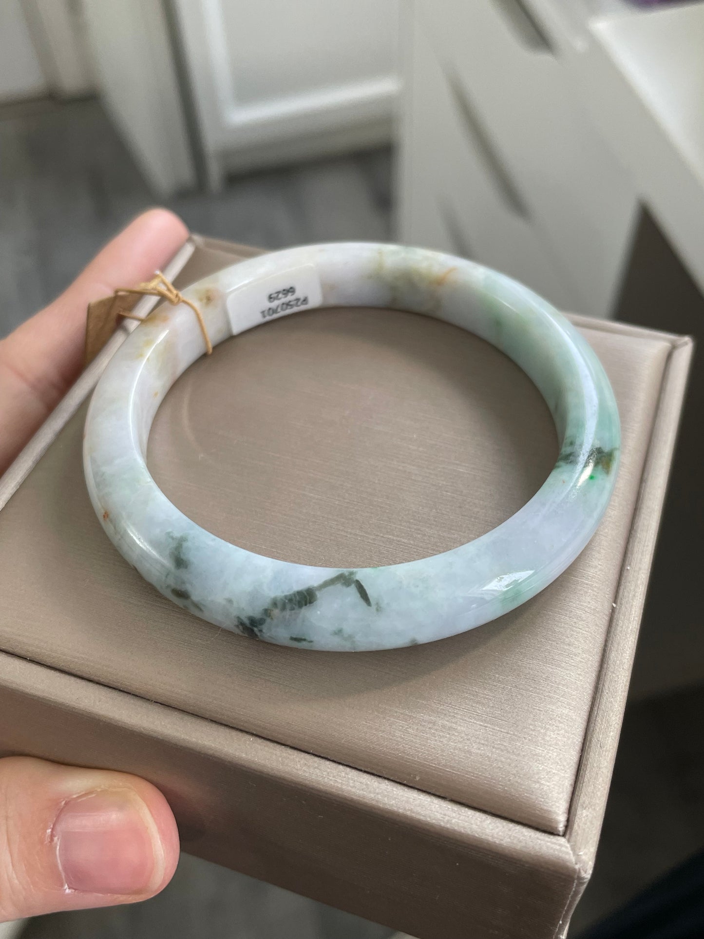 浓色系多彩翡翠手镯 圈口58.3