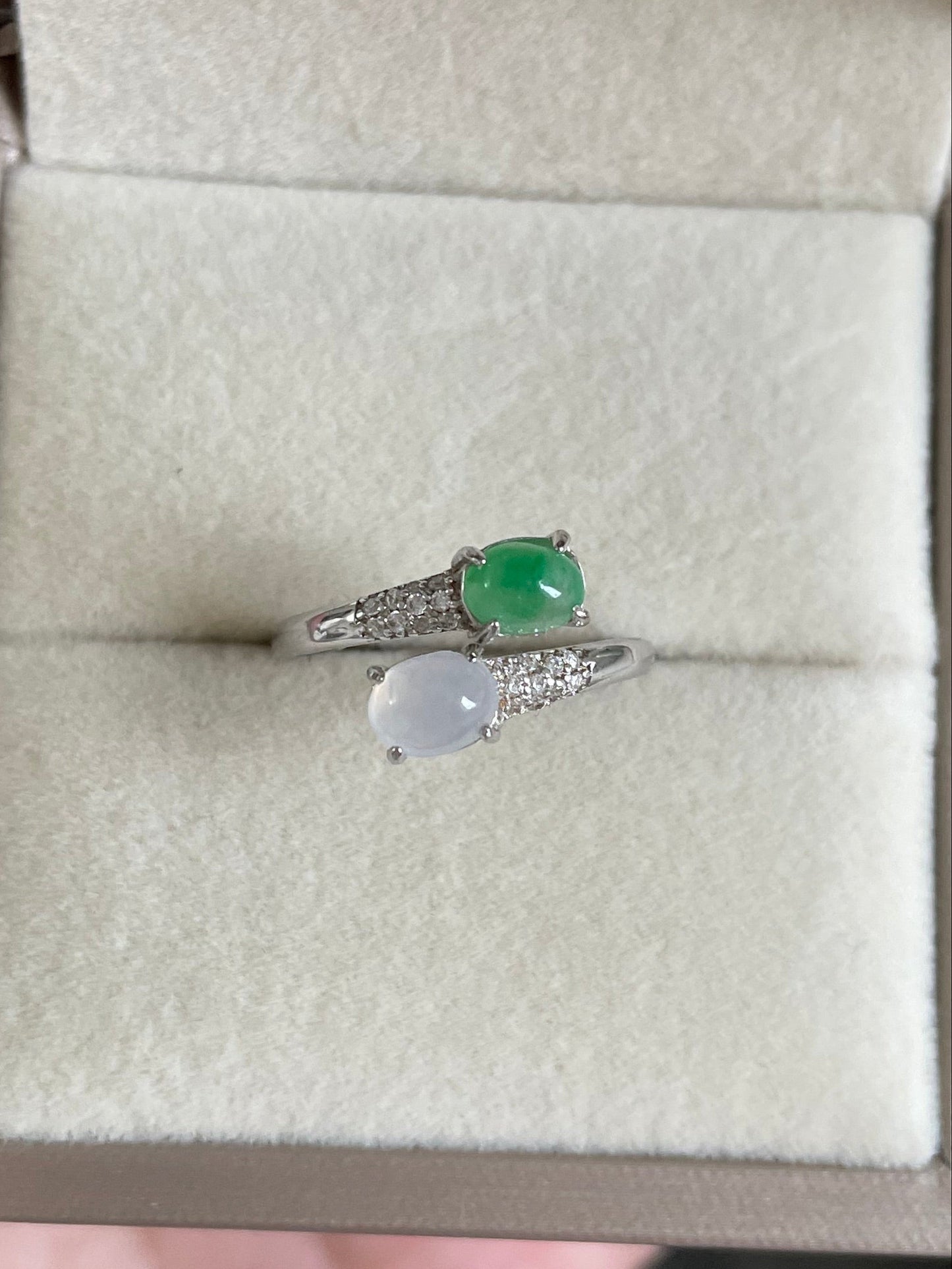 绿蛋白冰双翡翠戒指