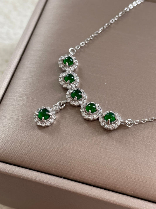 满绿翡翠微笑项链