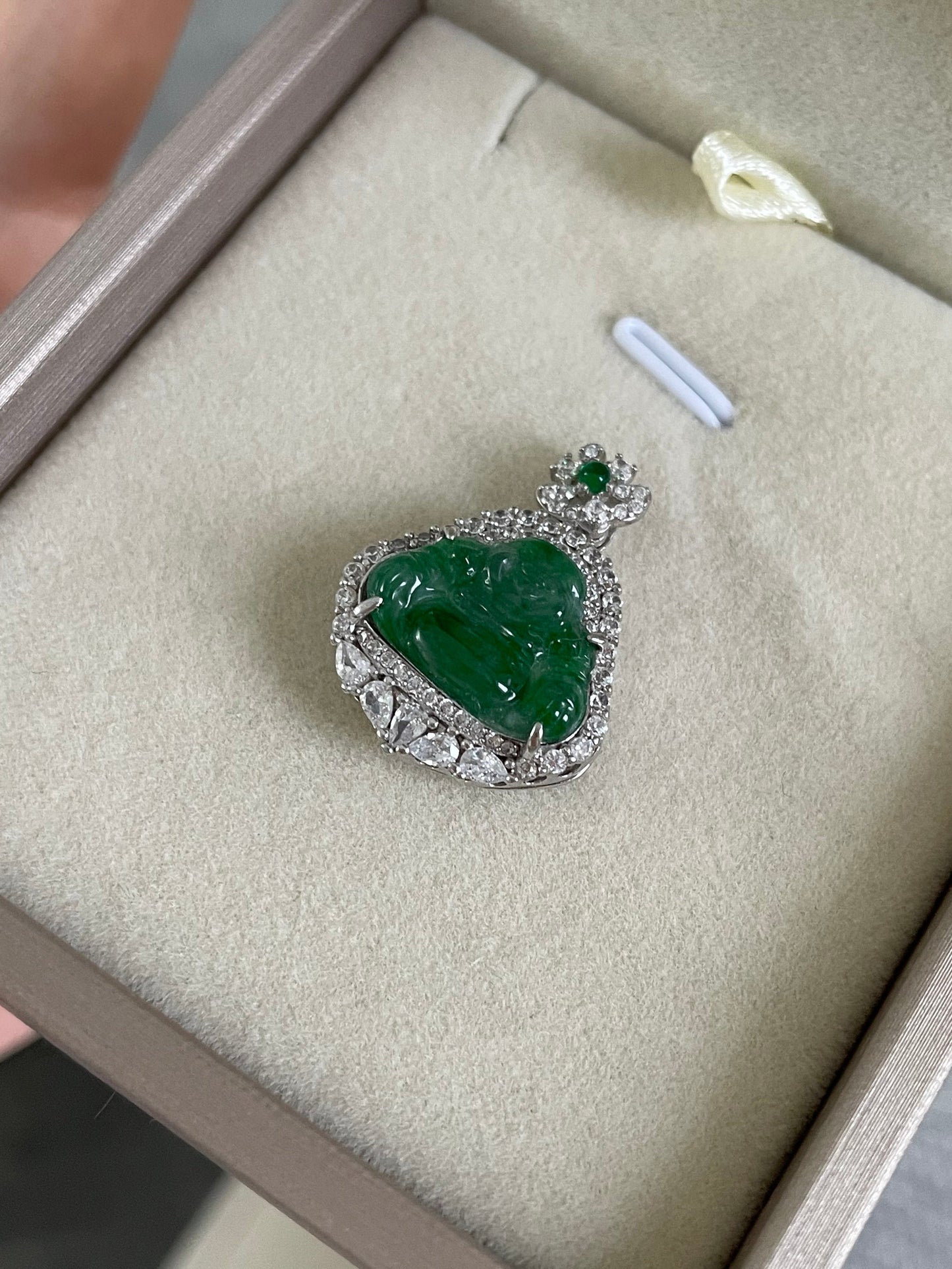 绿佛公翡翠项链