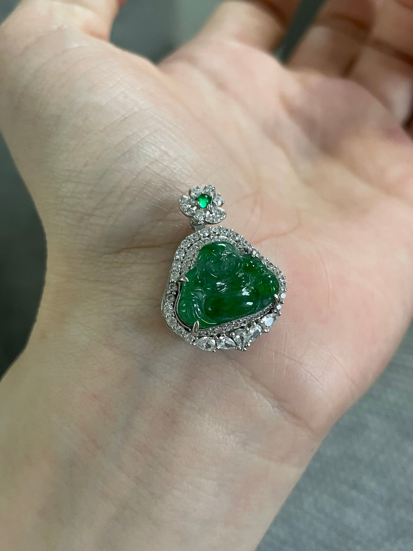 绿佛公翡翠项链