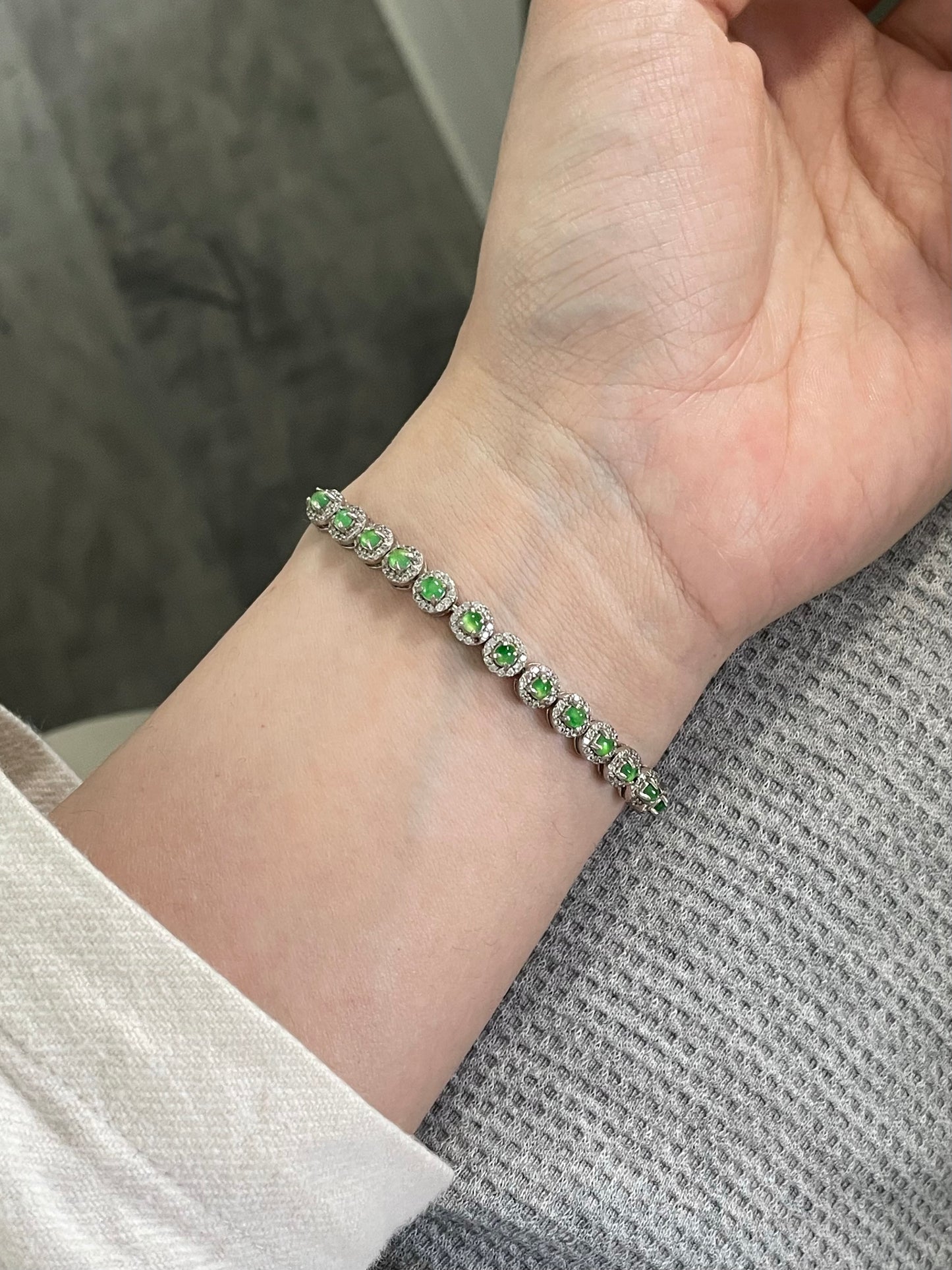 冰阳绿蛋面翡翠手链