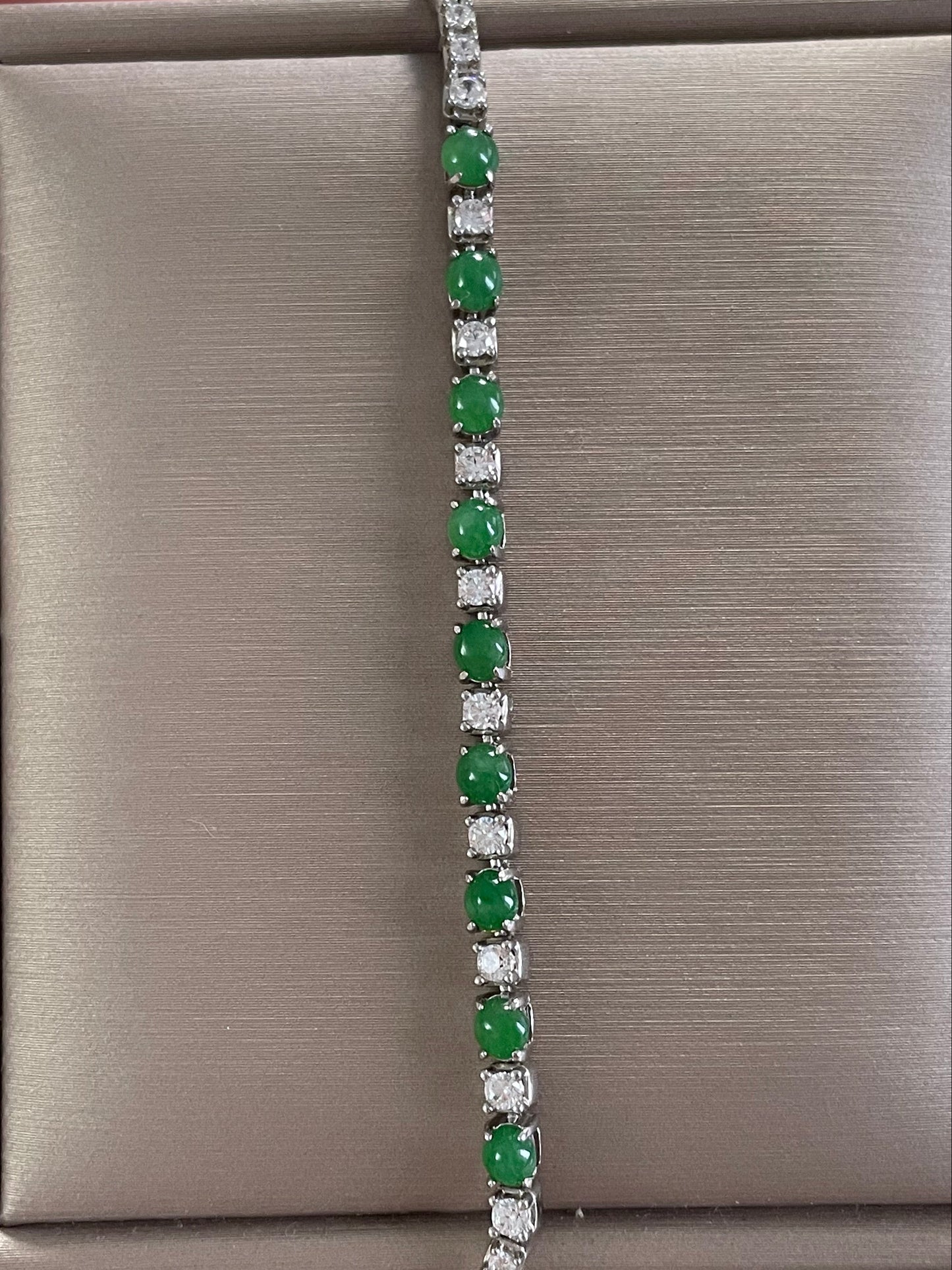 帝王绿排钻翡翠手链