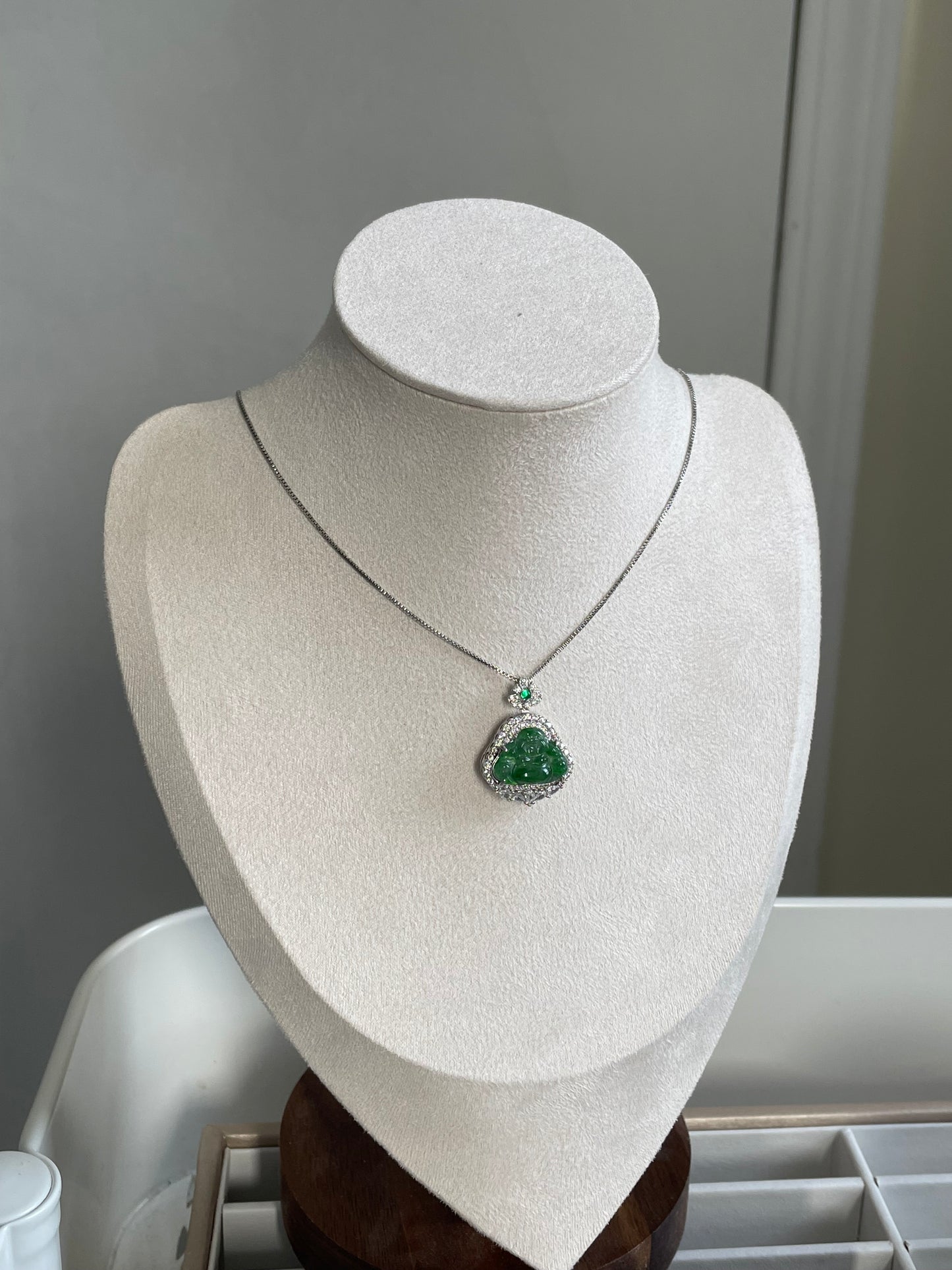 绿佛公翡翠项链