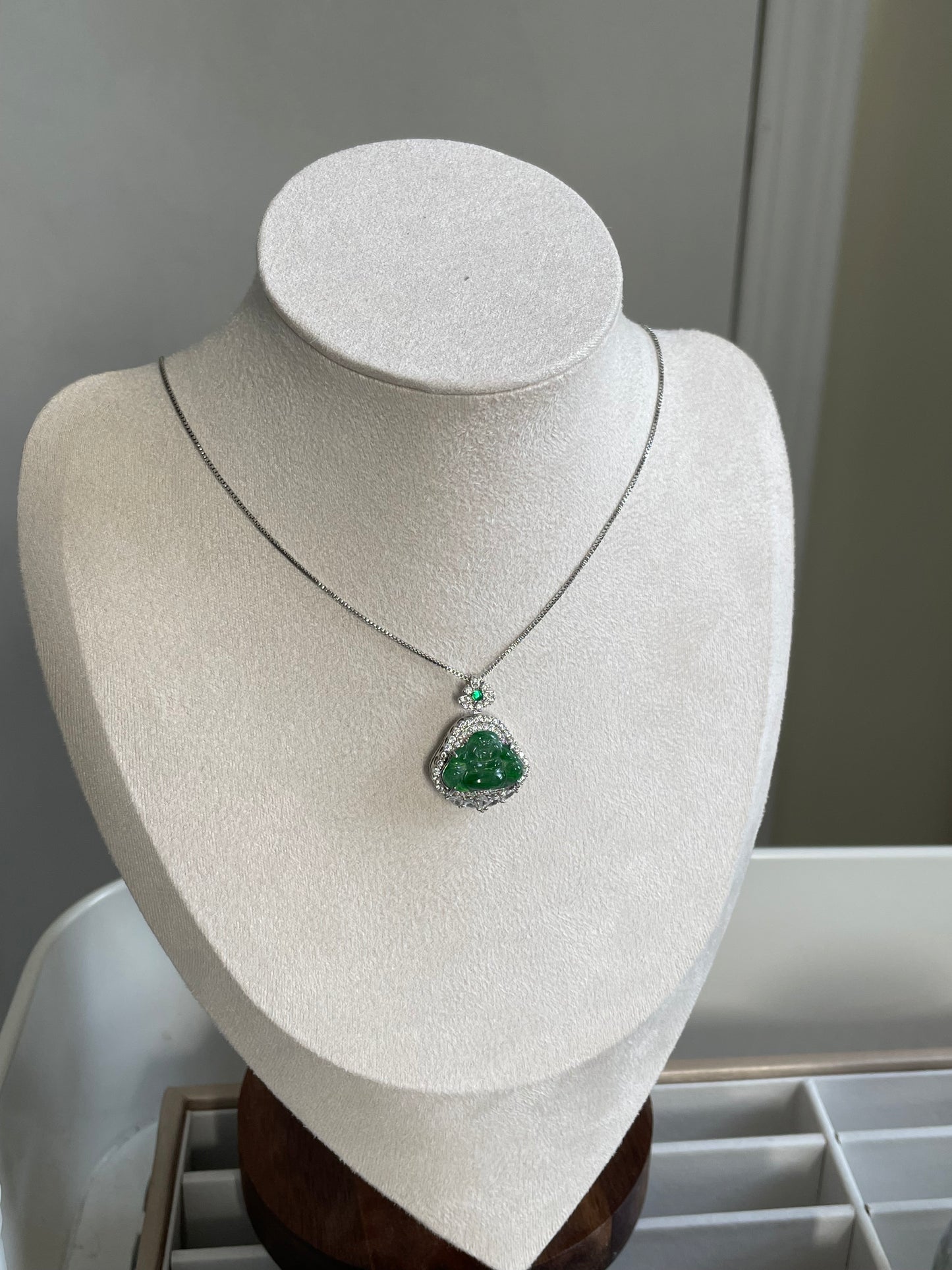 绿佛公翡翠项链