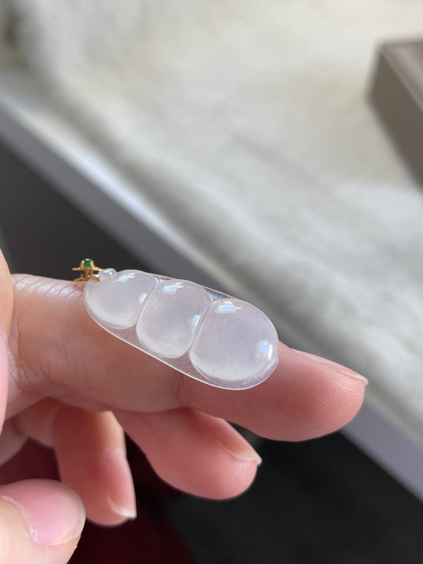 white-ice-jade-bean-pendant-18k-gold