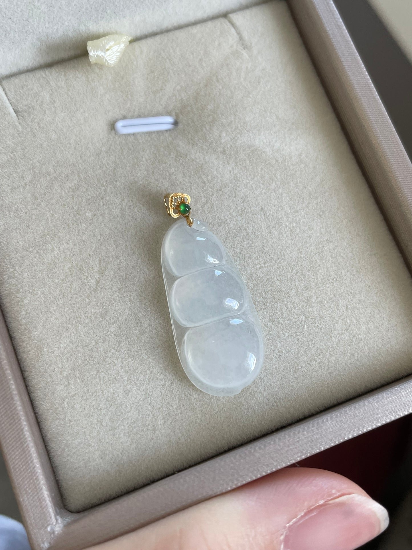 white-ice-jade-bean-pendant-18k-gold