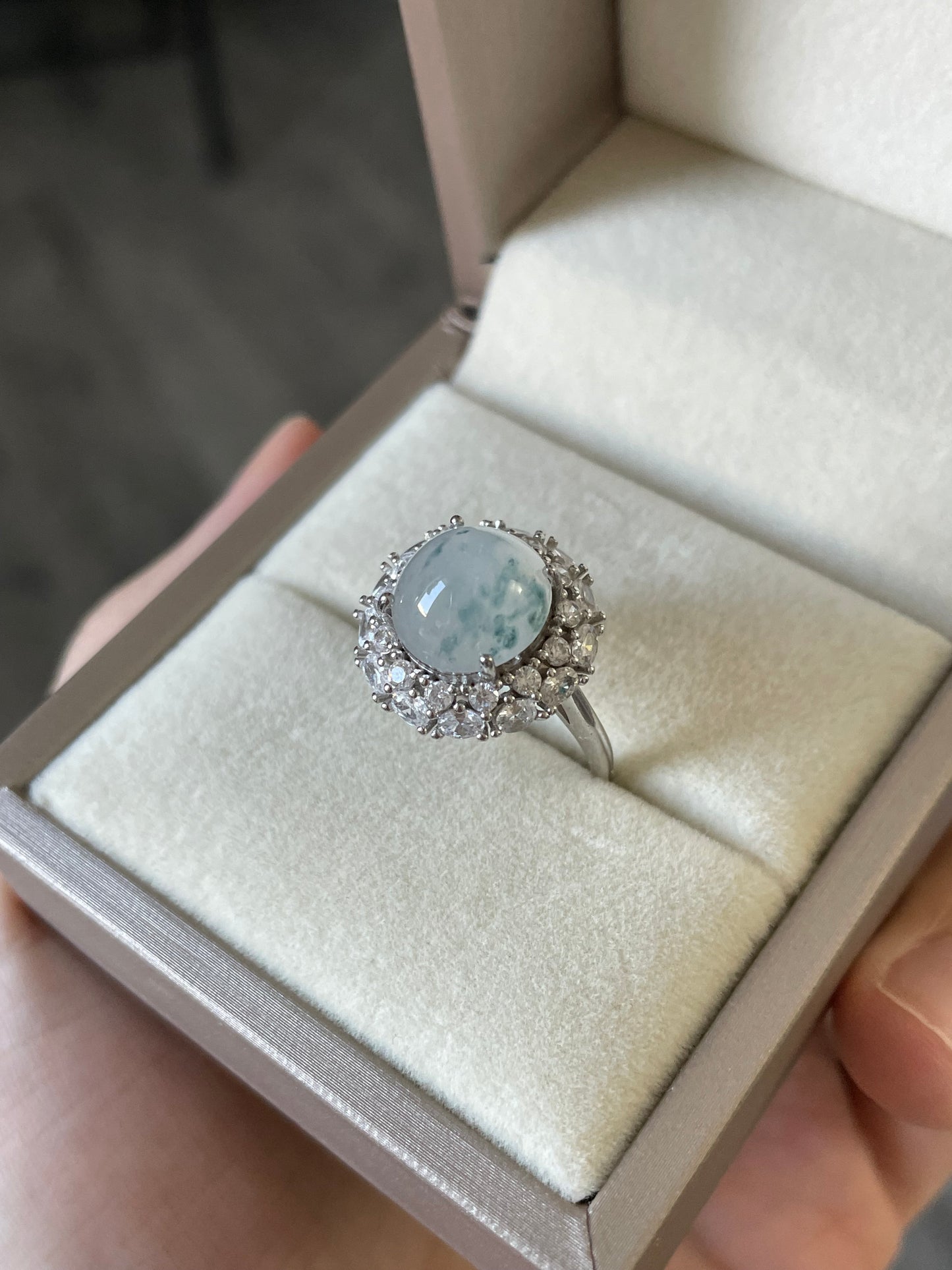 蓝飘花翡翠戒指