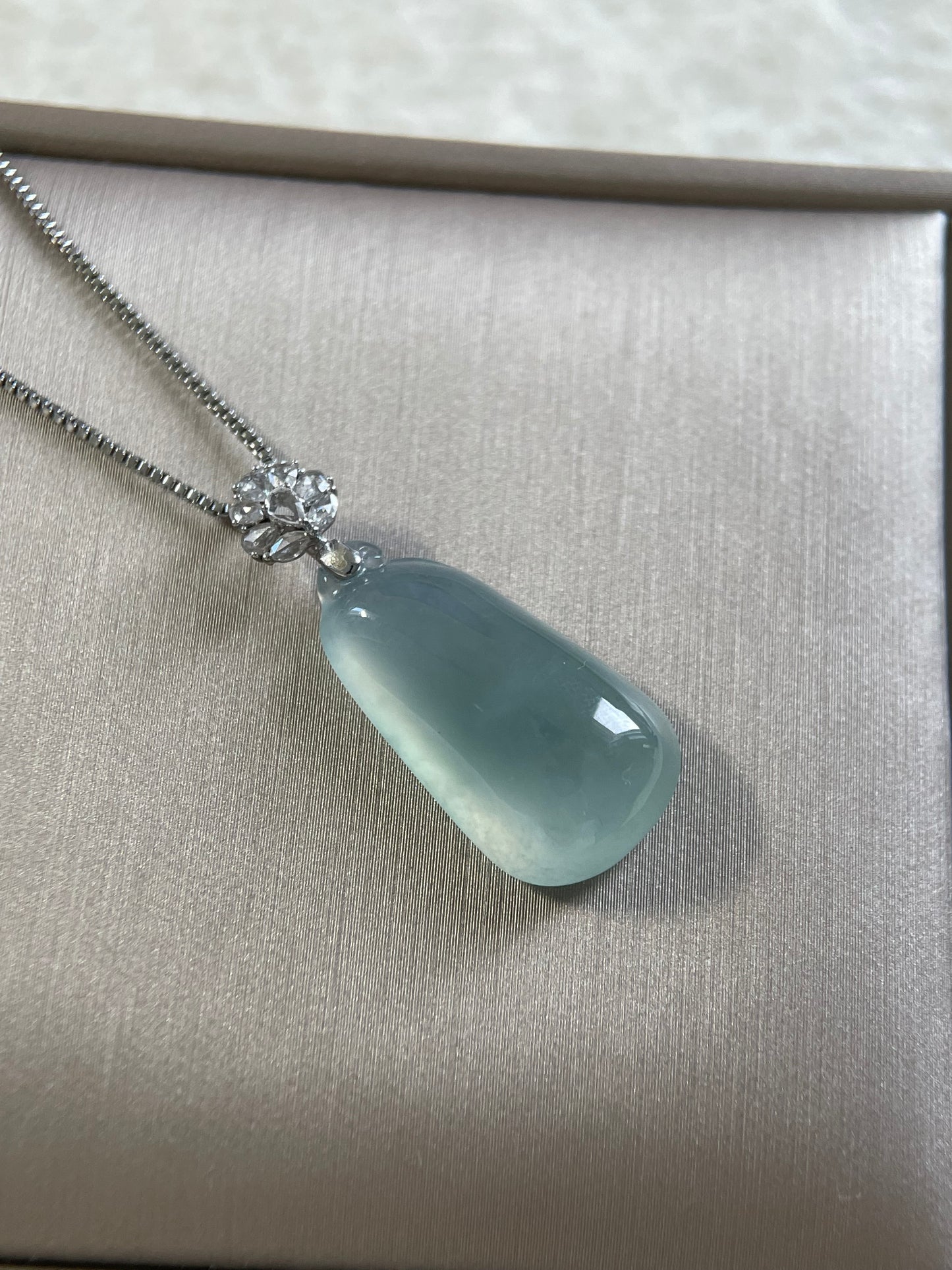 高冰翡翠福瓜吊坠