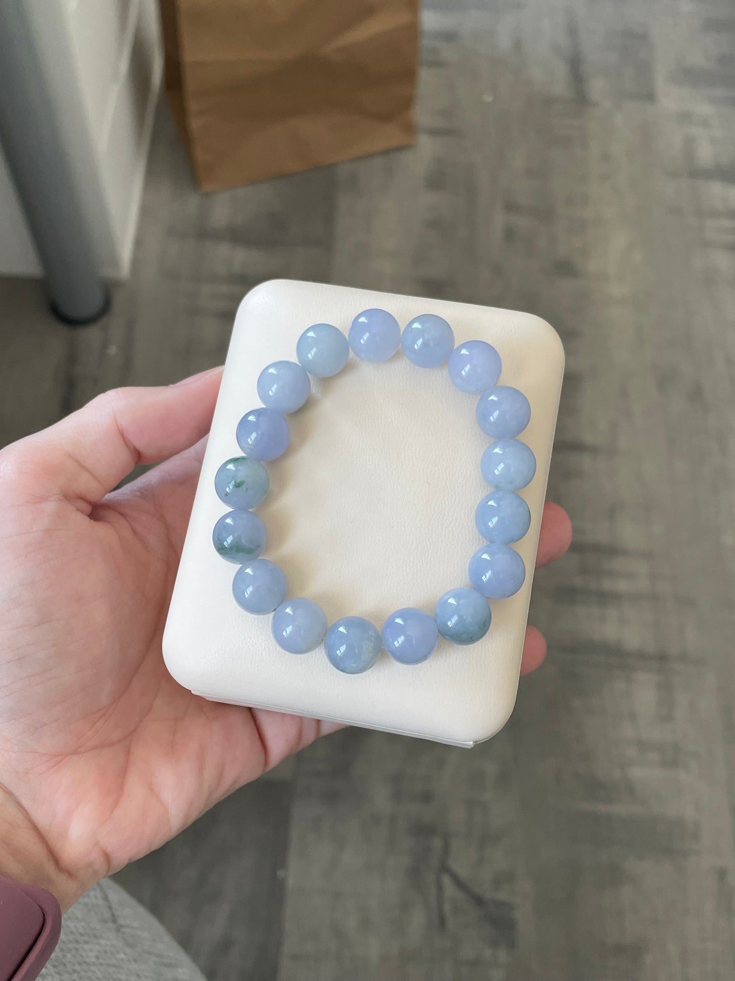 紫色绿飘花手串