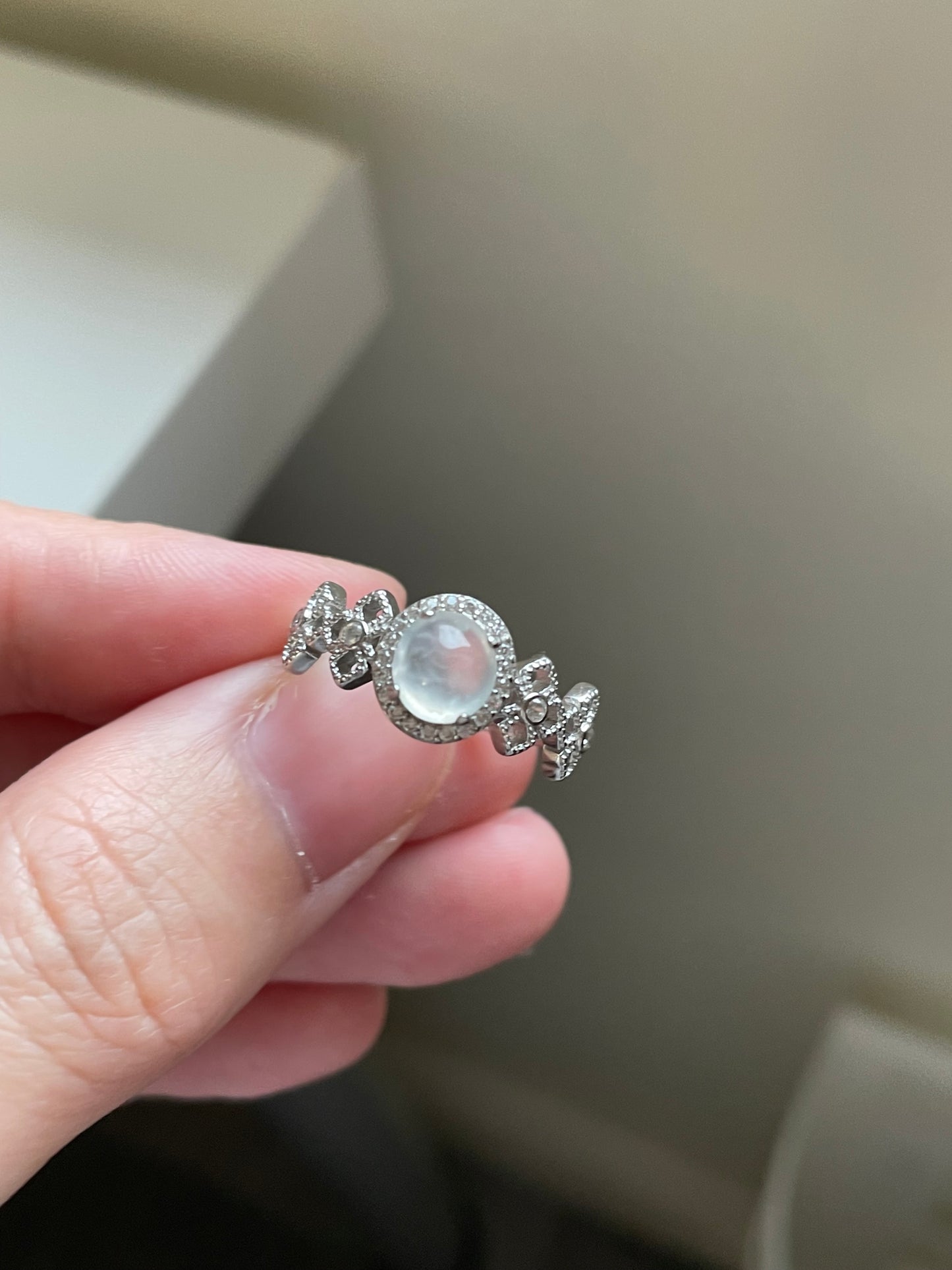高冰蕾丝戒指